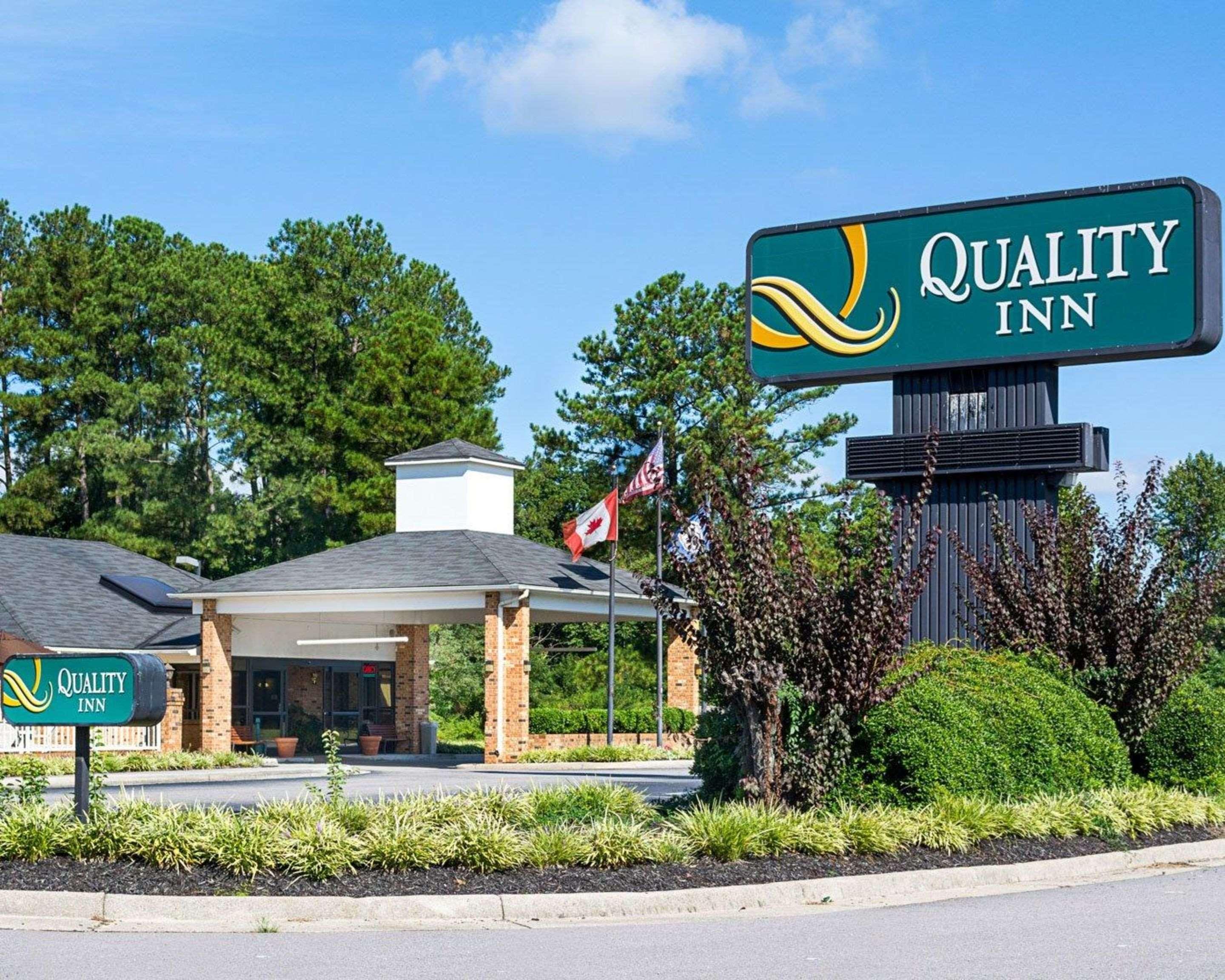 Quality Inn Petersburg Near Fort Gregg-Adams מראה חיצוני תמונה
